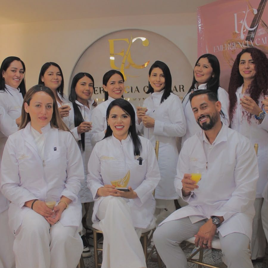 Equipo de profesionales de Emergencia Capilar en Cali